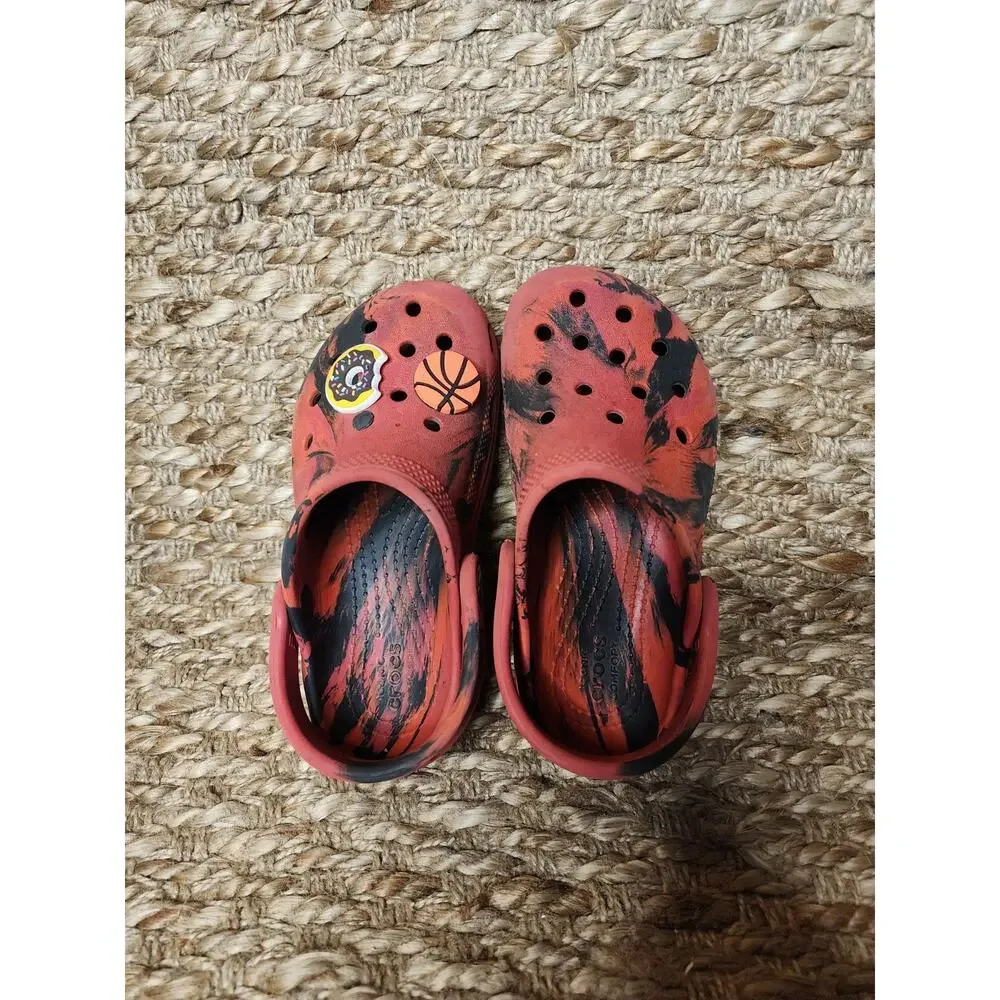 Crocs Classic Kids Toddler Red and Black Marble Shoes Clogs Size C 11